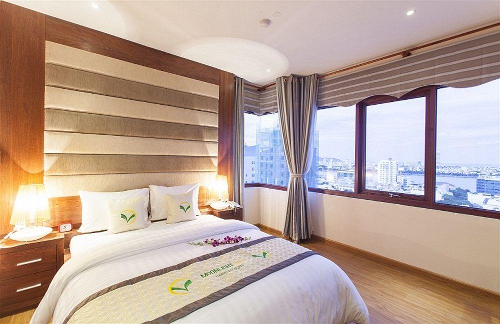 Moonlight & - Center, High Floor, Great Location & Romantic River View & Dragon Bridge View Отель