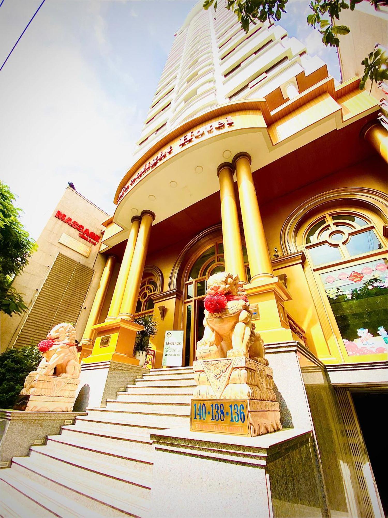 Hotel Moonlight & - Near Dragon Bridge, High Floor With Beautiful View, River View 4*