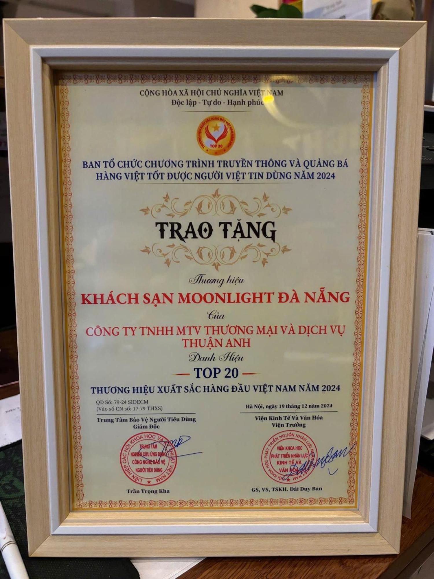 Hotel Moonlight & - Near Dragon Bridge, High Floor With Beautiful View, River View 4*
